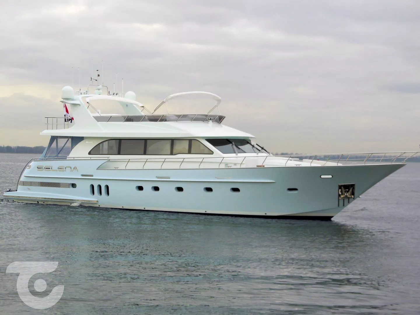 Van der Valk Selena 25m