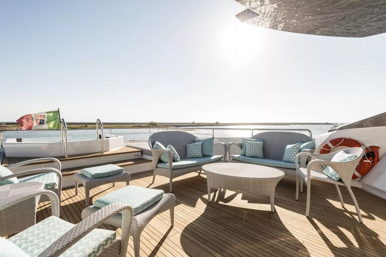 https://dev-api.arconyachts.com/storage/media/33825/conversions/931_6184684296-optimize.webp