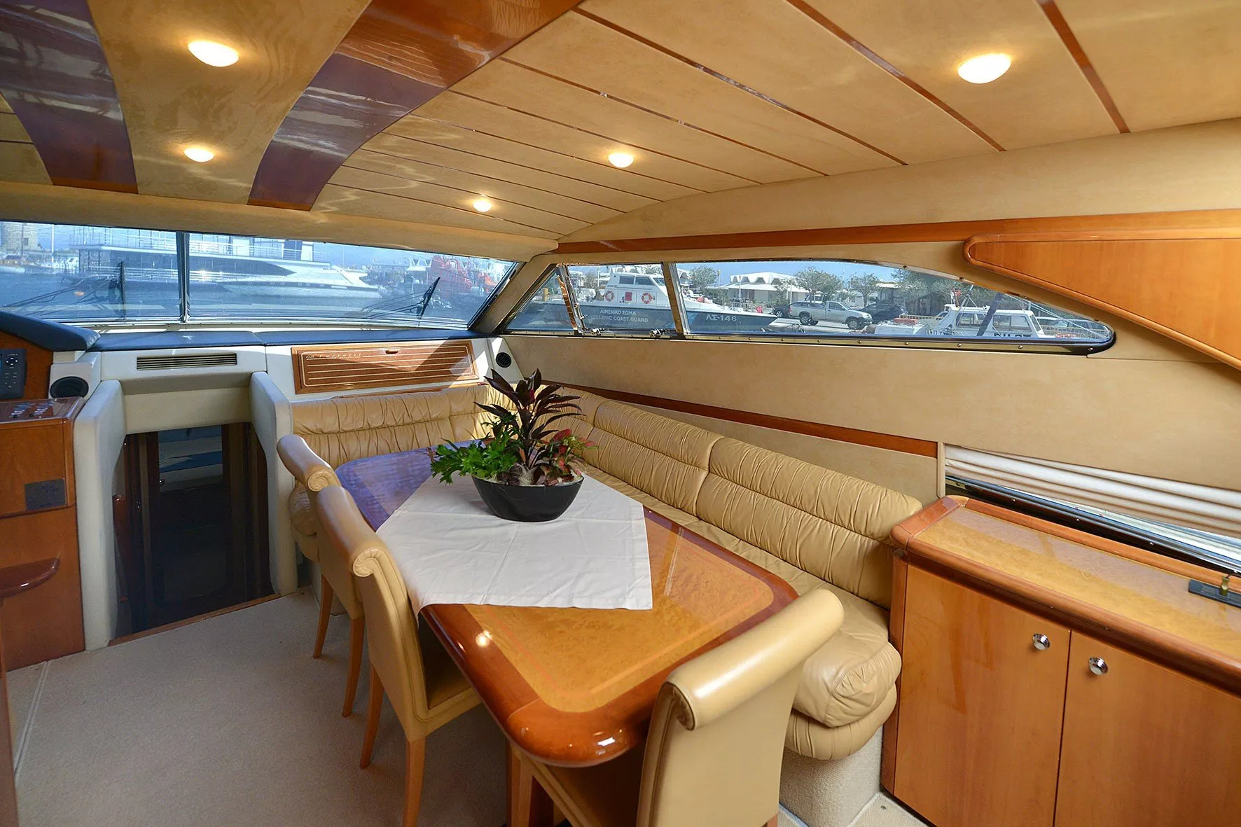 Ferretti MARY