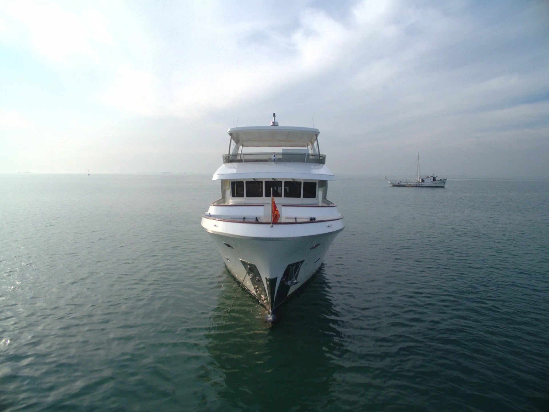 https://dev-api.arconyachts.com/storage/media/33959/conversions/751_3787723729-optimize.webp